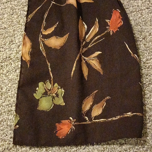 Floral Patterned Scarf - Picture 2 of 3